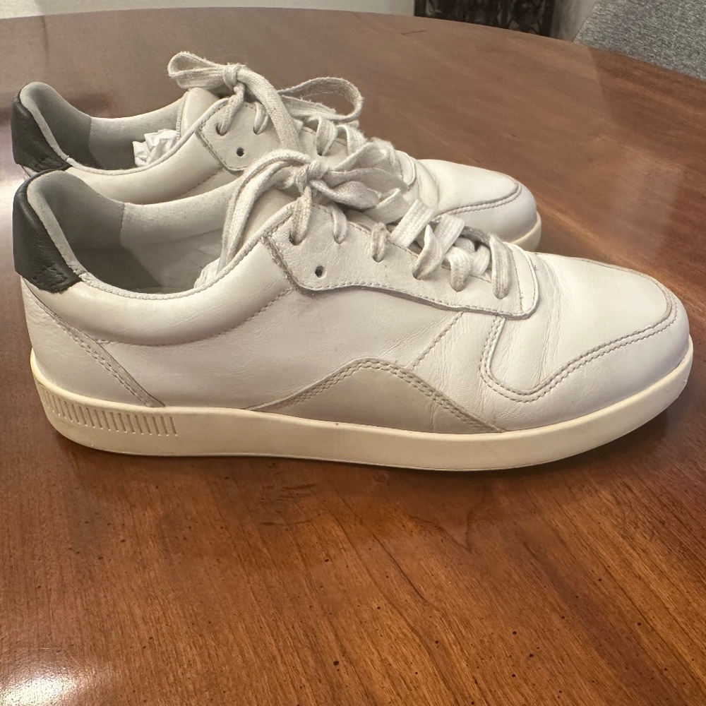Everlane Women's Sneakers, size 7